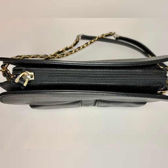 Stuart Weitzman Women’s Black Leather Pod Handbag/Crossbody Chanel like ! - Picture 9 of 16